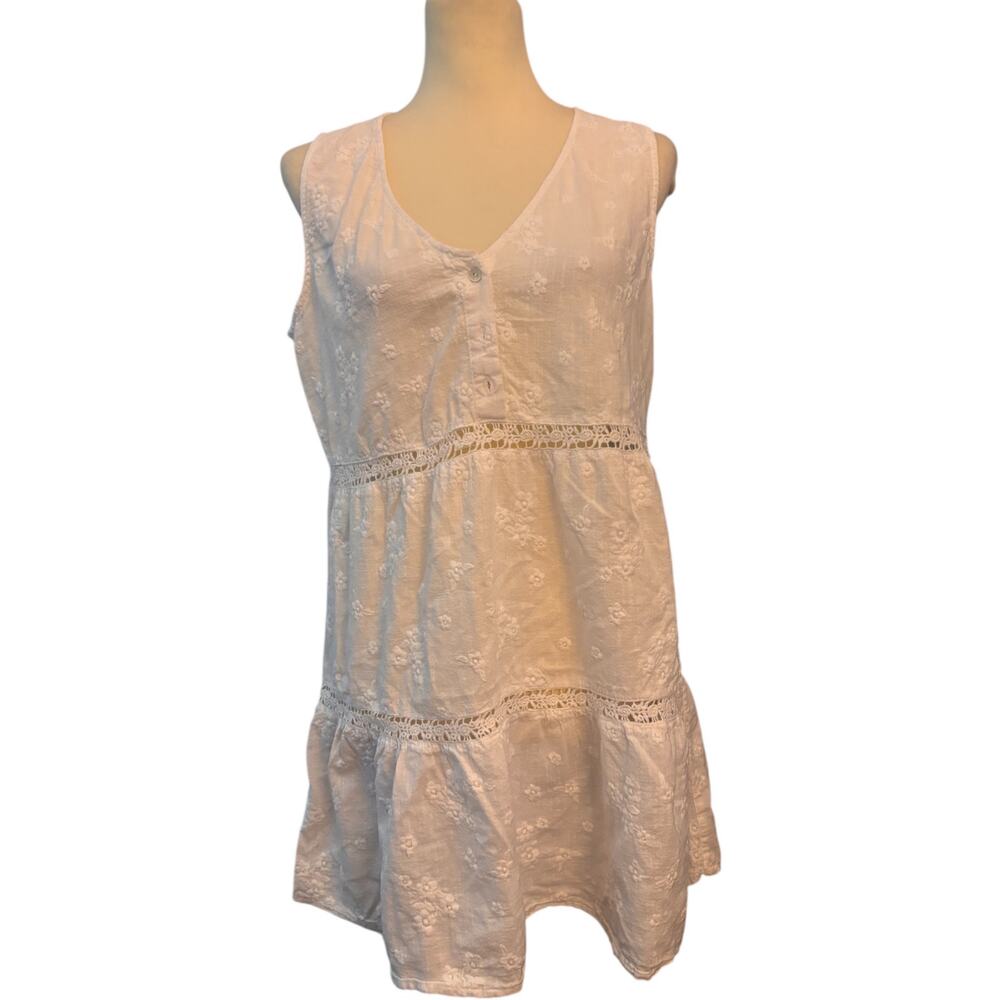 C&C California White Eyelet Lace Trim Sleeveless Cover-Up/Dress, Size Medium